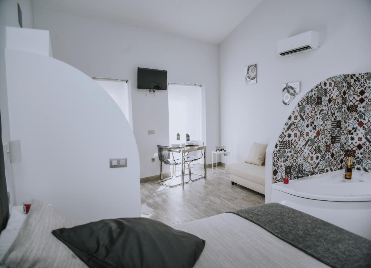 ERES EMÉRITA Apartamentos&Suites PARKING GRATUITO Mérida Exterior foto