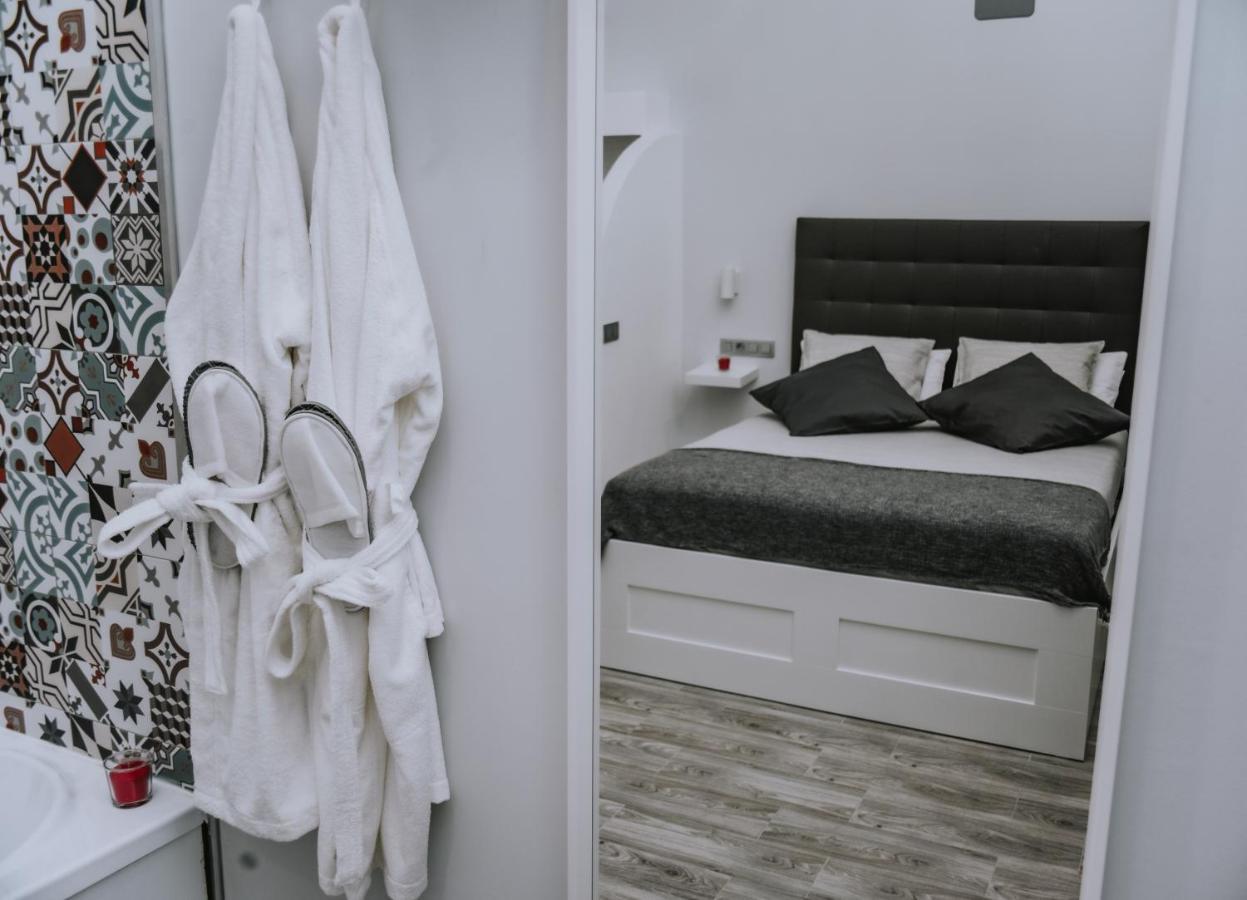 ERES EMÉRITA Apartamentos&Suites PARKING GRATUITO Mérida Exterior foto